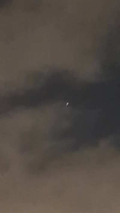 Just filmed this in tel Aviv, I think its arrow2-3 because its much bigger than the usual iron dome missile 