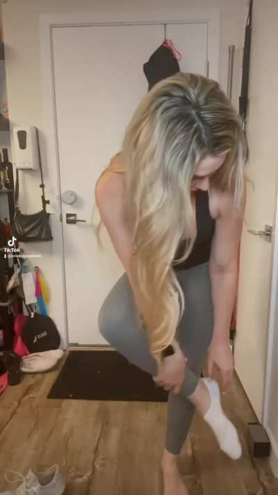 @EvieErosExplores