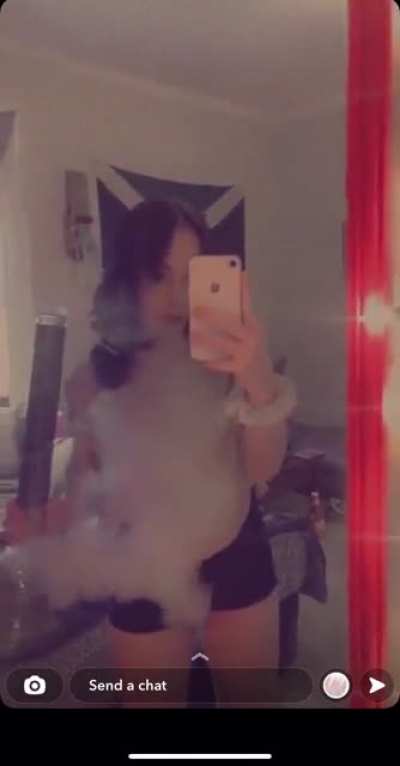 Smoking weed while pregnant