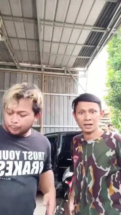 *Thuuu*