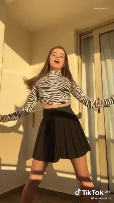 Semiraminta - y&uuml;klenip silinen video 