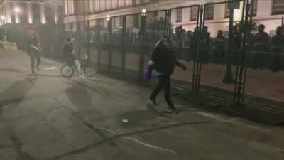 Man gets lit up with pepper balls for hitting fence around federal courthouse - Kenosha, Wisconsin 25th August