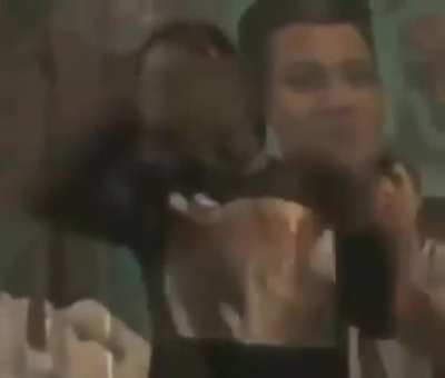 Ey