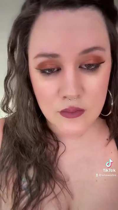 😋