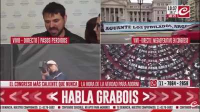 Pregunta: ¿Por qué en Argentina los periodistas invitan a Grabois en vez de investigarlo como a Adorni?