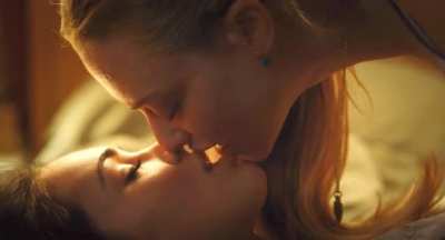 Megan Fox and Amanda Seyfried never fail to make me cum 😍