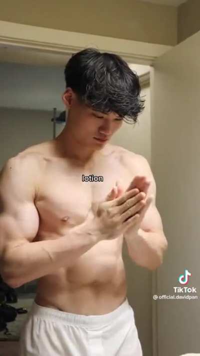 This bro getting ready for his gym date?