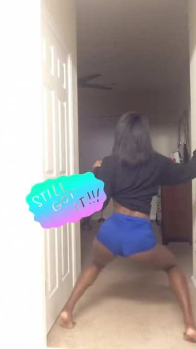 ⚫️🔵