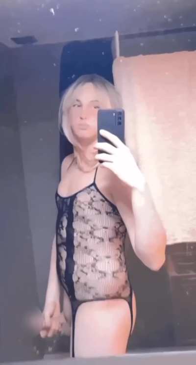 Any straight guys wanna taste horny tgirl ?