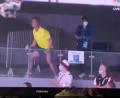 The Australian Swim coach during the Women&rsquo;s 400 Free