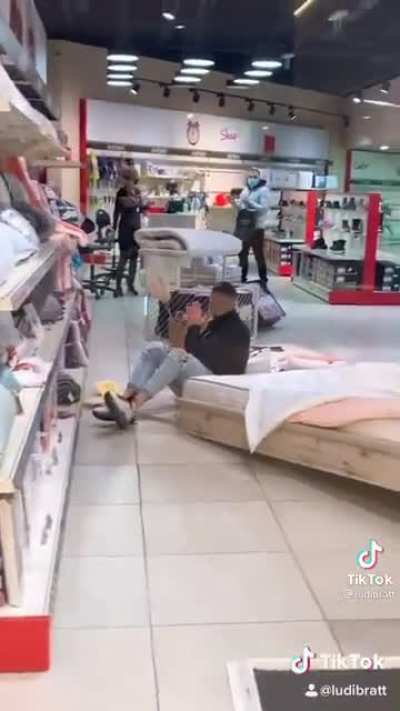 Луди брат