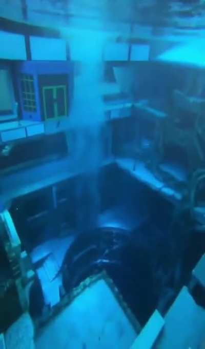 World&rsquo;s deepest swimming pool.