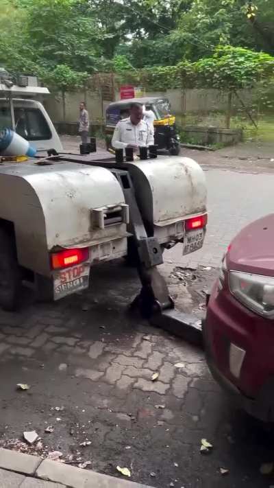 Common Citizen vs Traffic Police &ndash; Pune📍
