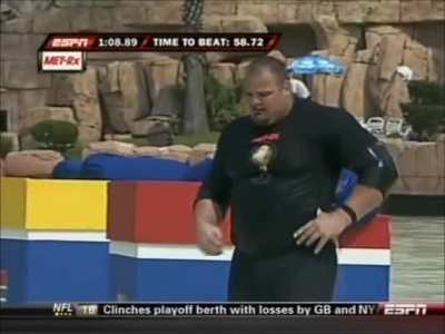 Brian Shaw accidentally drops the weight and that costs him the title of World's Strongest Man