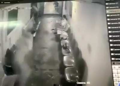 A surveillance camera installed on a ship near the port of Bakuhini on the Indonesian island of Sumatra captured the moment a man carried his wife in a way they thought was romantic just to perfidiously threw her into the sea. They caught him, and the wif