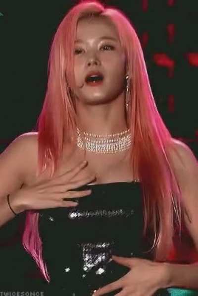 Sana being Hotter than the sun🥵