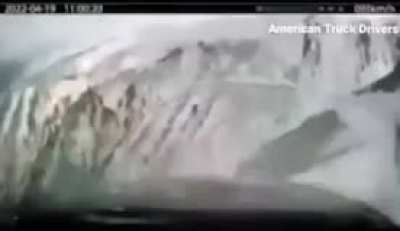 Truck Driver&rsquo;s dash cam captures the moment they slid off a snowy road and off the edge of a mountain&hellip;