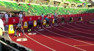 Erriyon Knighton just broke Usain Bolt&rsquo;s (19.93) under 20 world record for the 200m by running 19.88&hellip;&hellip;. He&rsquo;s 17.