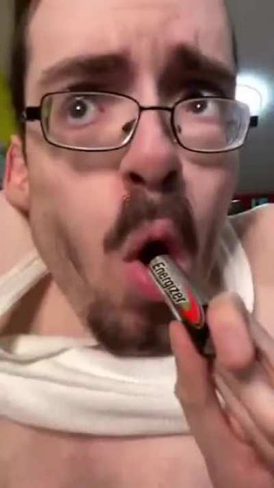 No Ricky don't do it nooo