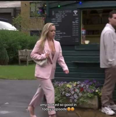 Ellie Dadd (Amy Mitchell) 08/26