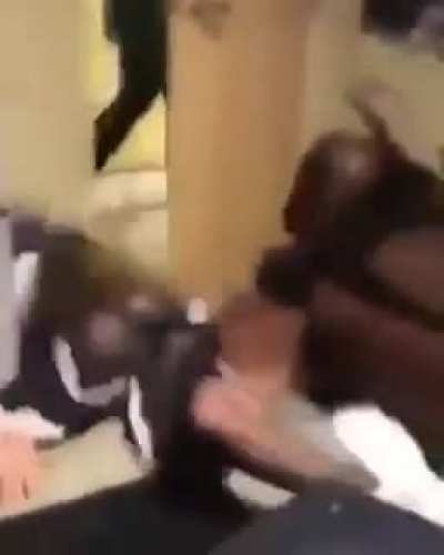 Why she slap her ass like that?! Lmao.