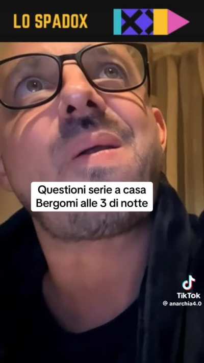 In live fa lo spavaldo,ma non comanda nemmeno a casa sua