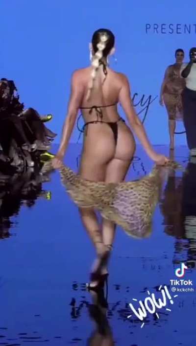 Renee Estella 🤩😜😜