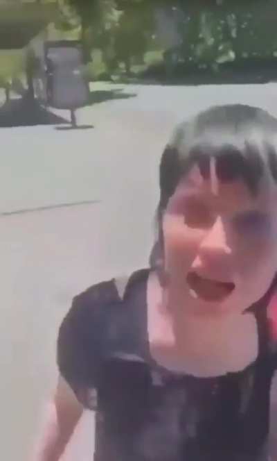 Man doesn&acirc;t like to be touched