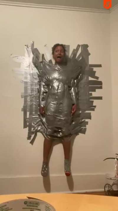 HMC While I Let my friends duct tape me to the wall