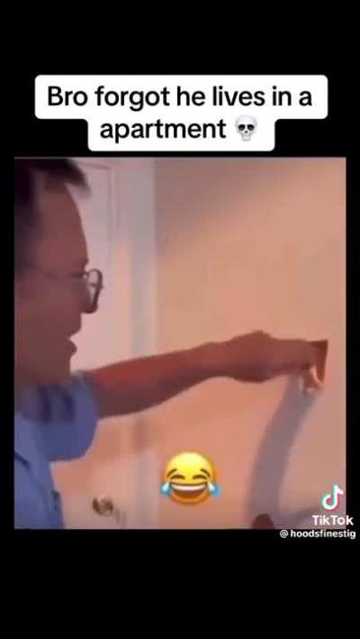 "Secret room" got a guard &eth;