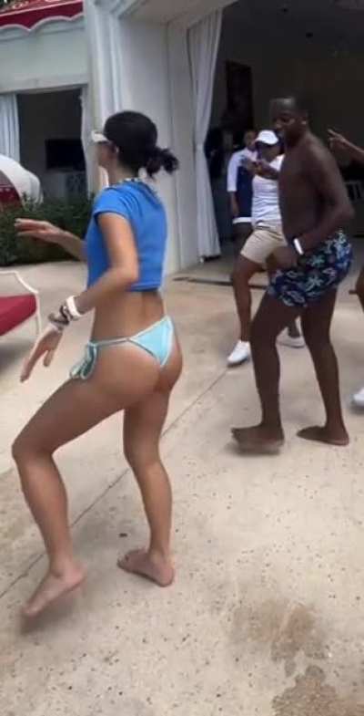 slo
