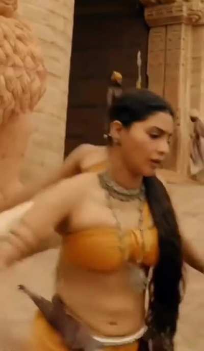 Aishu that body😋