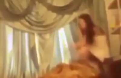 "Девочки! Девочки!"
