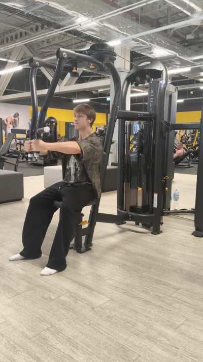 Is this acceptable form for Pec deck?