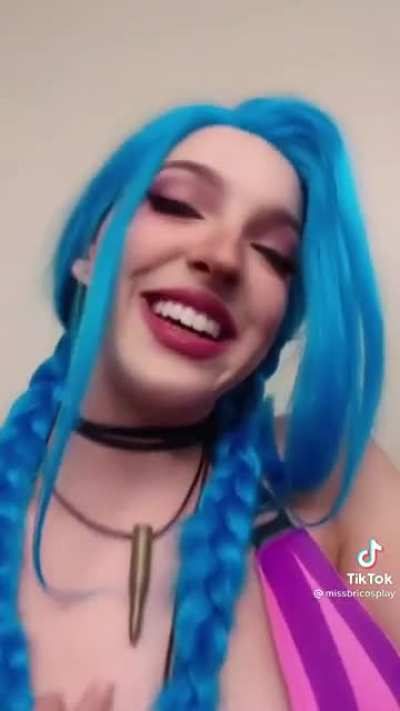 Every one of Bri&rsquo;s cosplays is 🤤