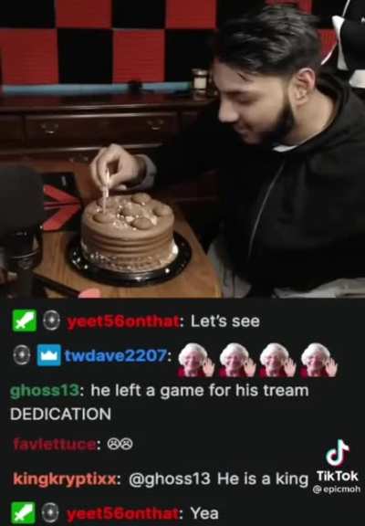 Streamer epicmoh celebrates one of his viewer&rsquo;s birthday because his/her parents are busy.