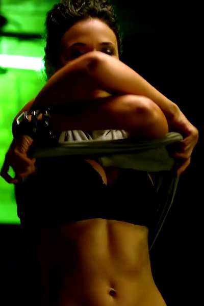 Emmanuelle Chriqui