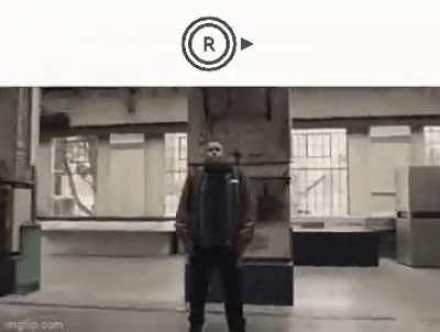 &reg;️▶️
