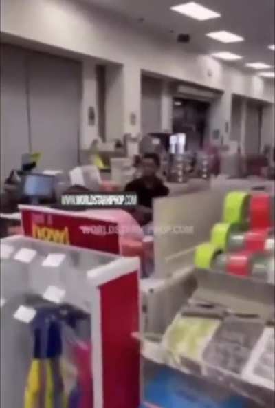 Walgreens security guard sucker punches homeless woman and she doesn&rsquo;t even flinch