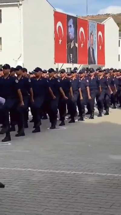 Oğlum Bu Ne Lan!?