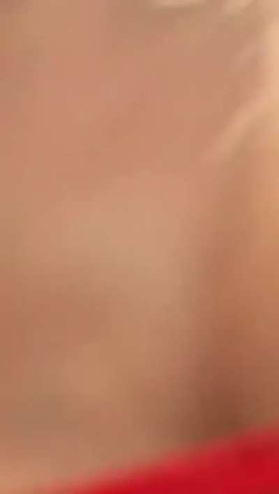 Getting smothered by her tits