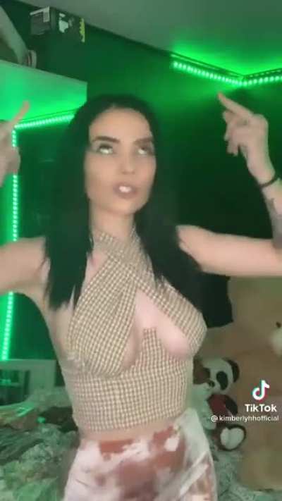 @kimberlyhofficial love this top
