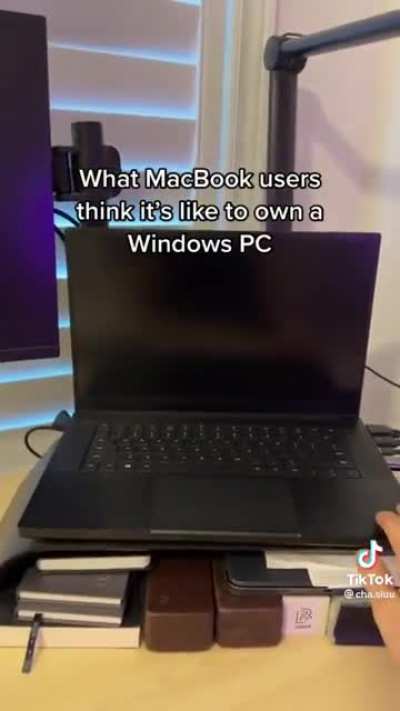 What MacBook users think it&rsquo;s like to own a Windows PC