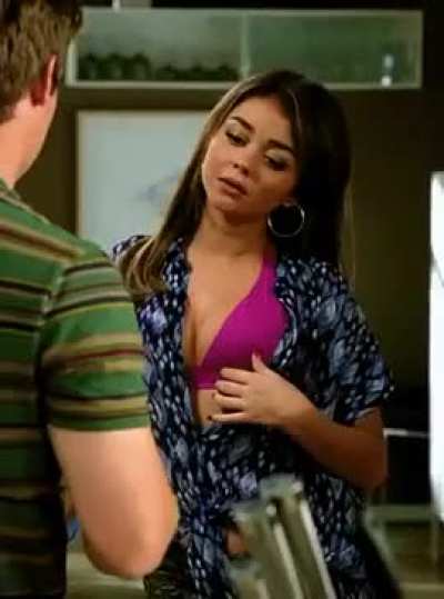 Sarah Hyland