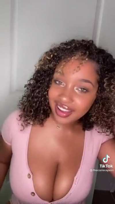 Corie Rayvon 💦
