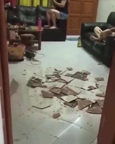 Tile scream