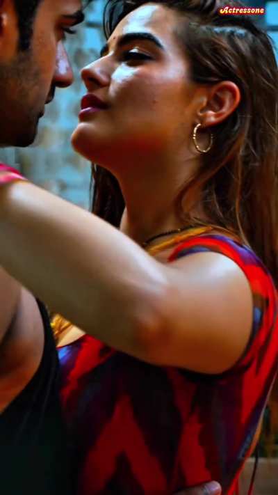 Kavya Thapar