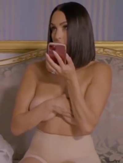 Nikki Bella