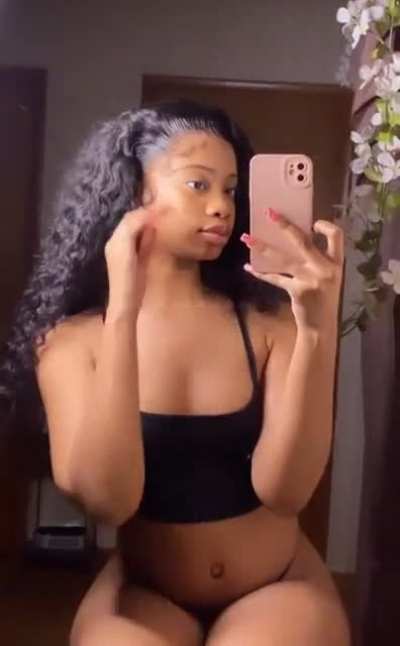 Text Me & Pay Me 2 Watch Me Take Them Off 🤭🤲🏽