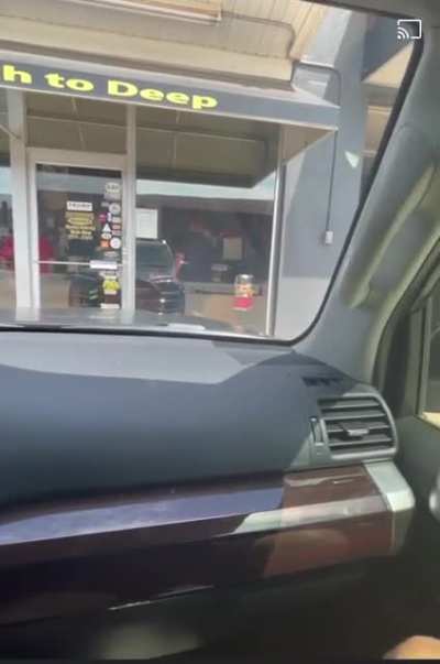 Hispanic Family threatened by Owner/Staff of wrecking service. The owner is also the mayor of the town.